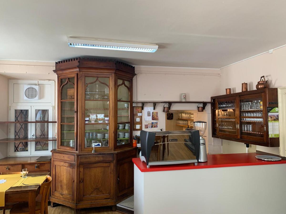 Albergo Calancasca Ristorante Jaipur Grono Esterno foto